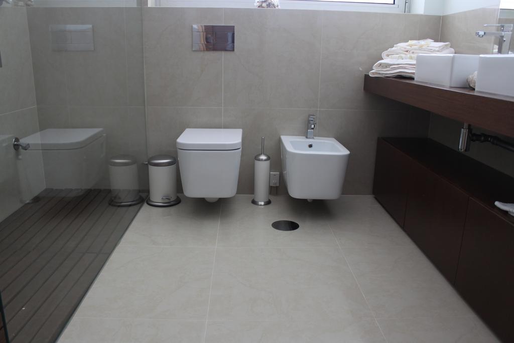 וילה נובה דה גאיה Almenara Suites Guest House מראה חיצוני תמונה