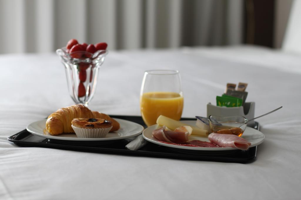 וילה נובה דה גאיה Almenara Suites Guest House מראה חיצוני תמונה