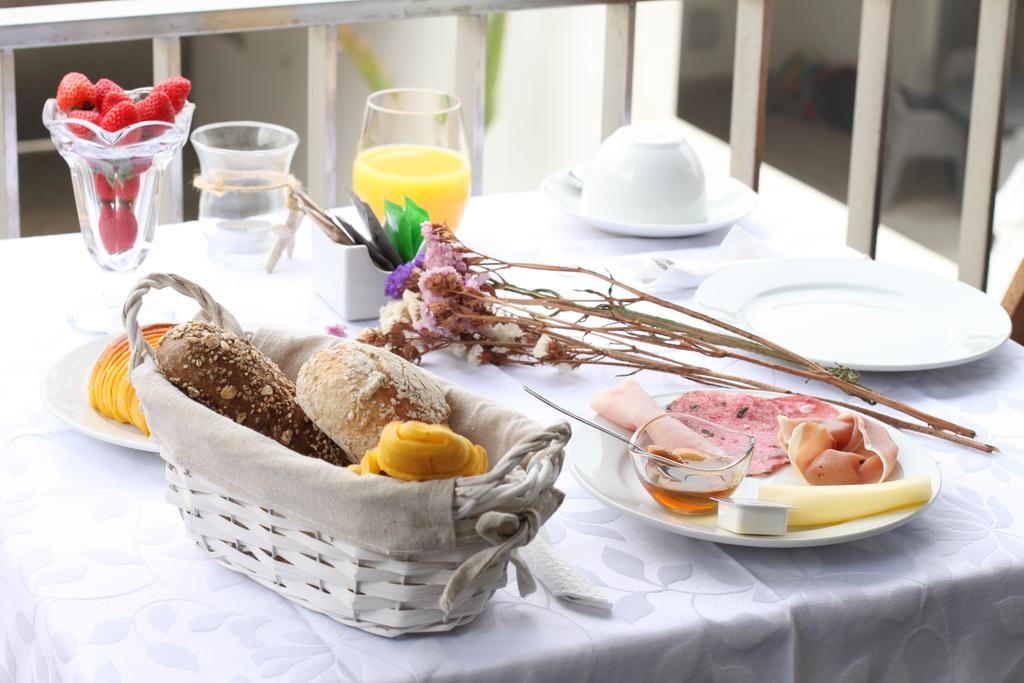 וילה נובה דה גאיה Almenara Suites Guest House מראה חיצוני תמונה