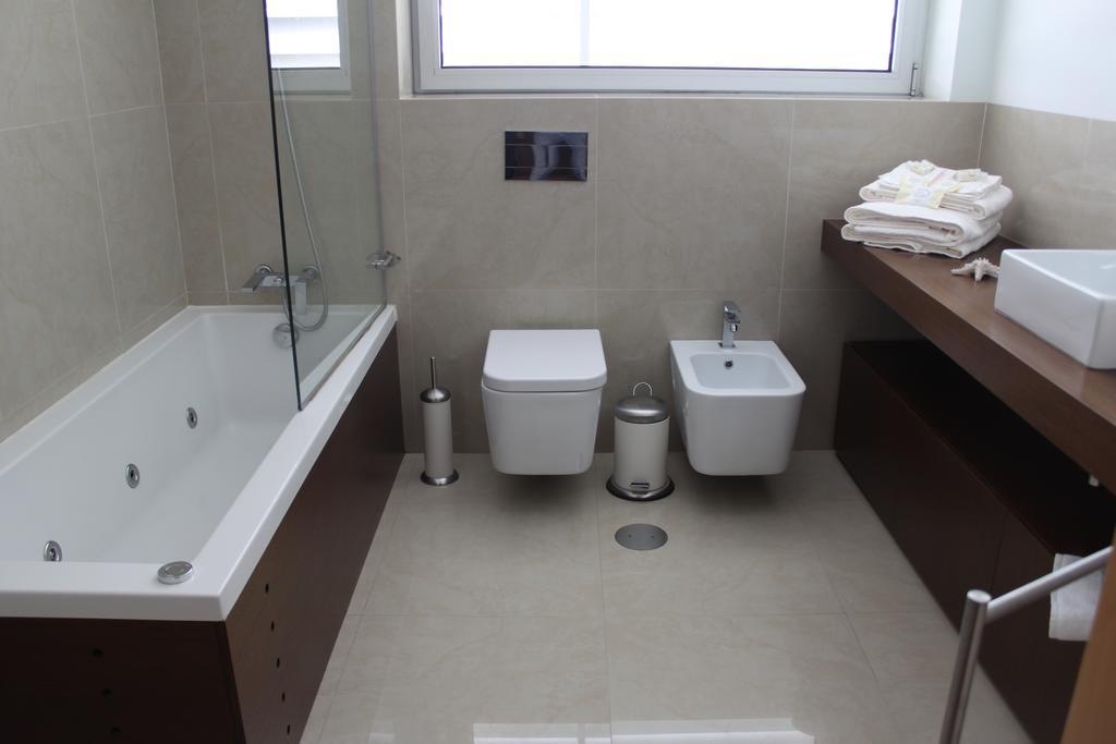 וילה נובה דה גאיה Almenara Suites Guest House מראה חיצוני תמונה