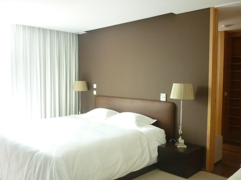 וילה נובה דה גאיה Almenara Suites Guest House מראה חיצוני תמונה